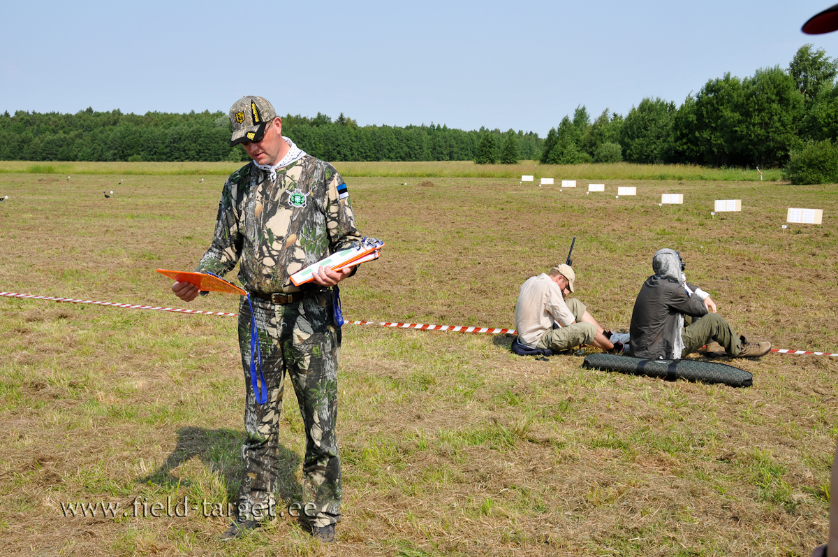 Radadele lähevad grupid koosseisus...